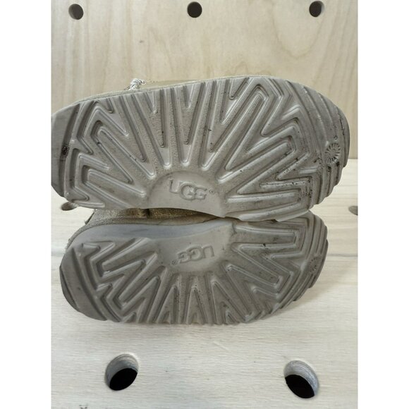 UGG Classic short 2 patchwork Gold boots Kids Toddler US Size 7 - Picture 6 of 8